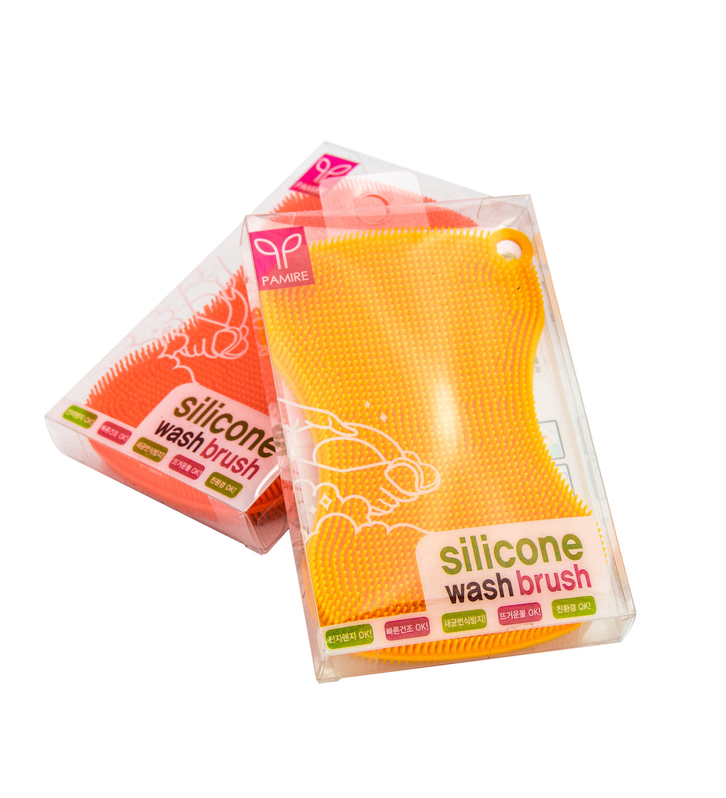 Silicone Wash Brush Peanut Yellow/Orange (SC912595)